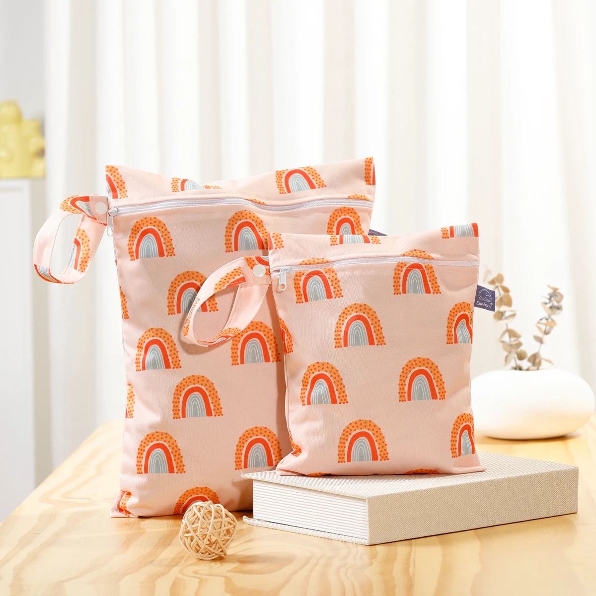 Sac à langer pour bébé pour cosmétiques, lingettes et accessoires 2 en 1, comme kit de soins pour bébé